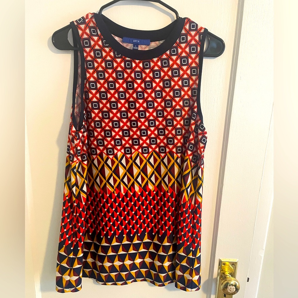 APT. 9 Tanktop